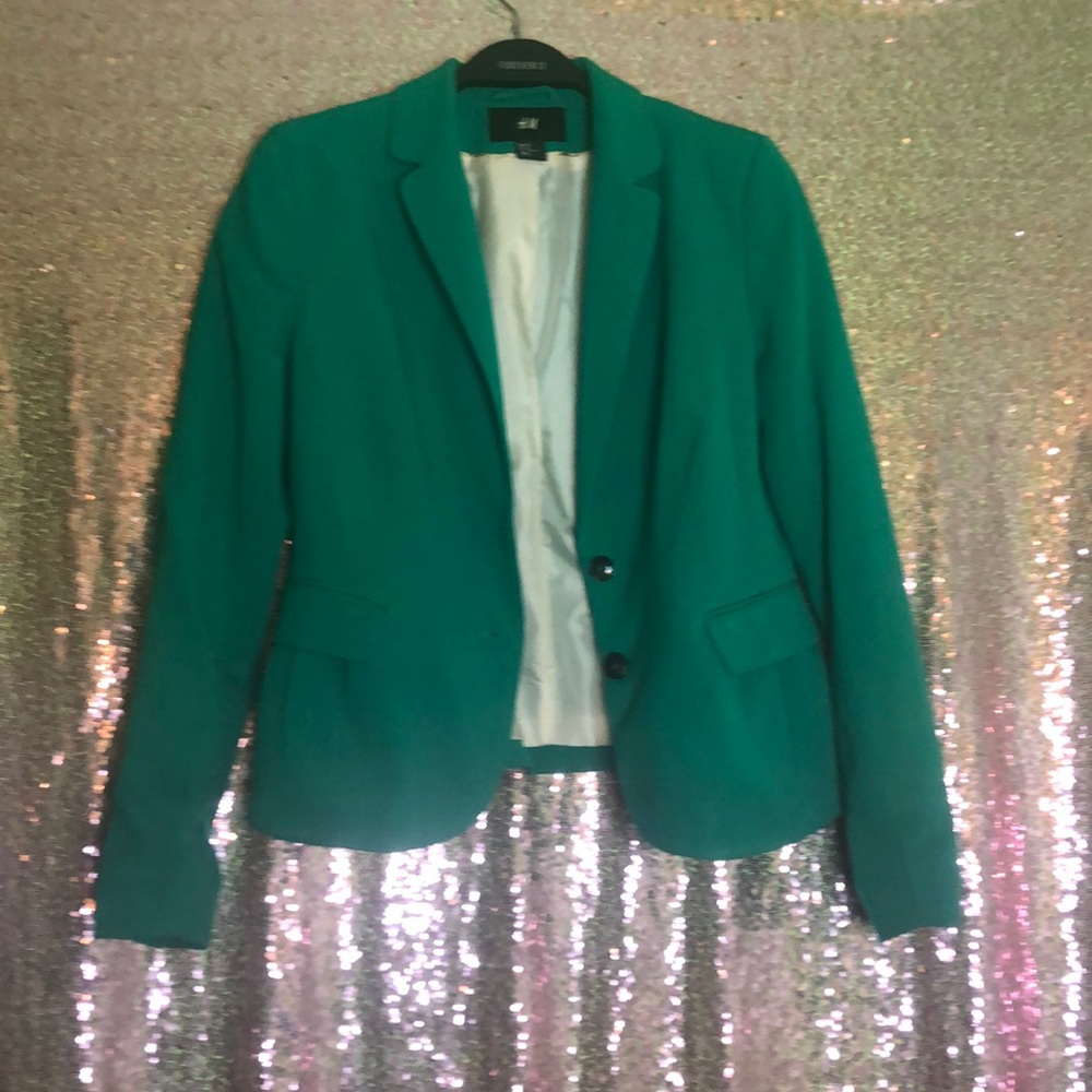 Green fitted blazer
